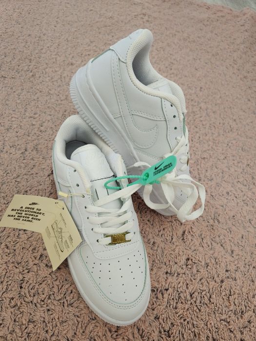 Adidasi dama Nike, nr 38