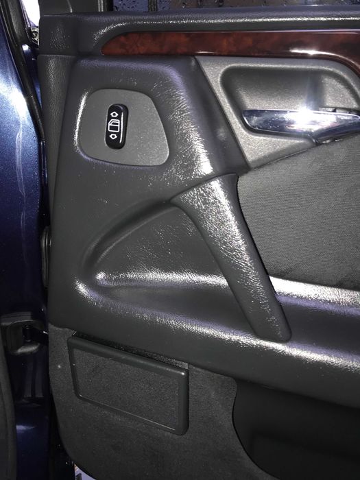 Vand sau schimb cu teren sau cu casa  la munte Ofer diferenta