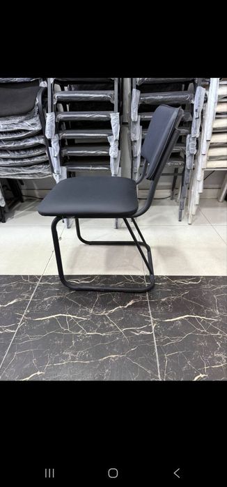 Silvya stul sifatli va hamyonbob