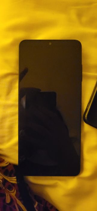 Продам телефон  Самсунг А06