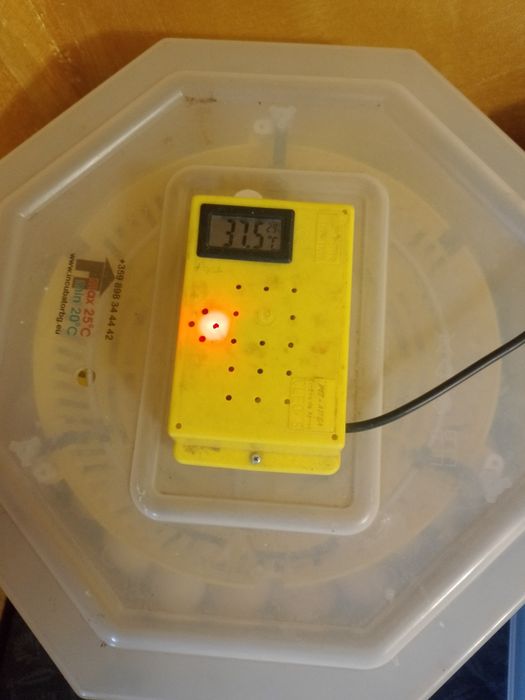 Продавам инкубатор
Продавам , всичко работи безуп