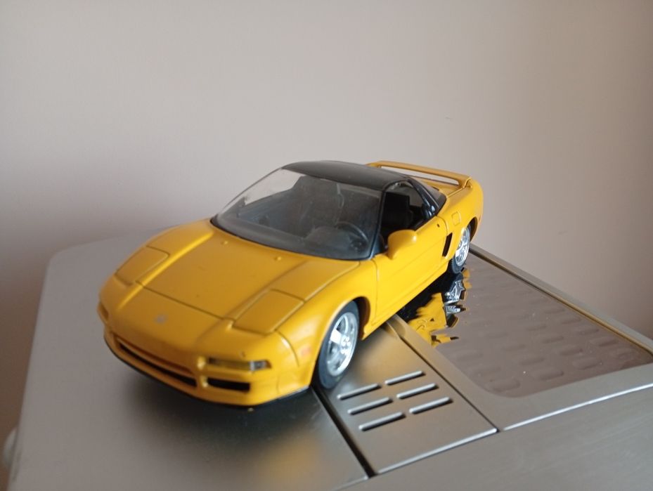 Модели 1:18 с леки забележки