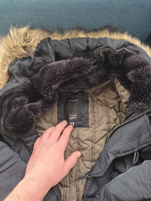 Яке GAS,размер М,Чисто ново !!!
