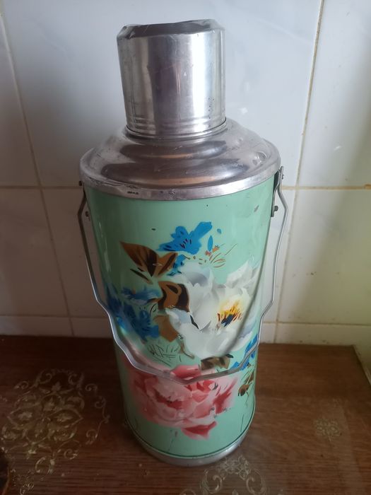 Продается термос