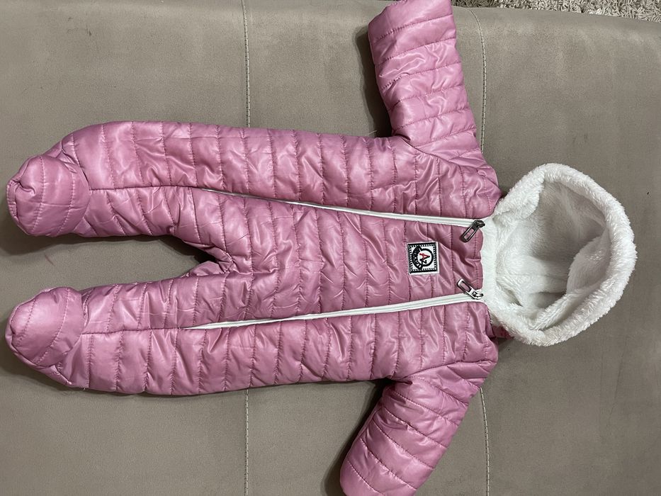 Продам кокон+комбинезон на выписку