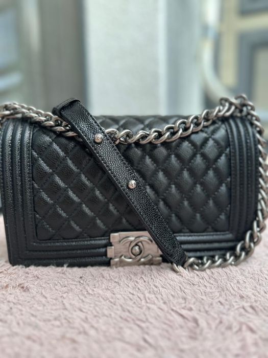 Geanta Chanel boy 25