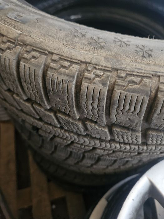 Anvelope Radburg iarnă 215 50 17  2025