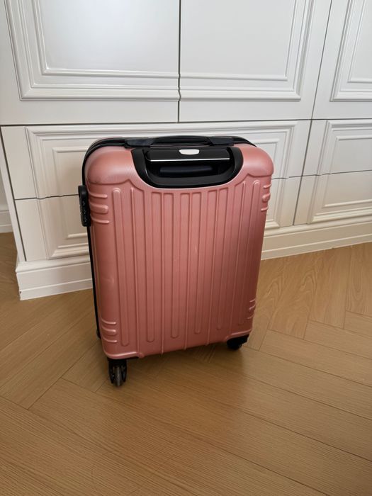 Чемодан для ручной клади (Cabin Size)
