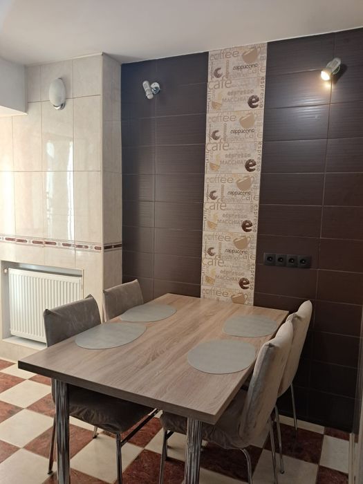 Apartament 4 camere - Caraiman