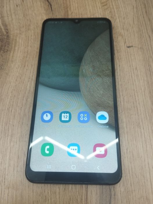 Самсунг А12  все работает Каспи Рэд