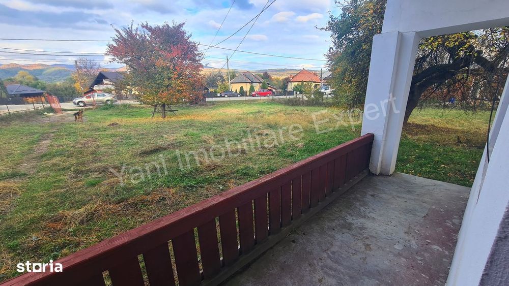 Casă de vânzare în comuna Domnești, județ Argeș.