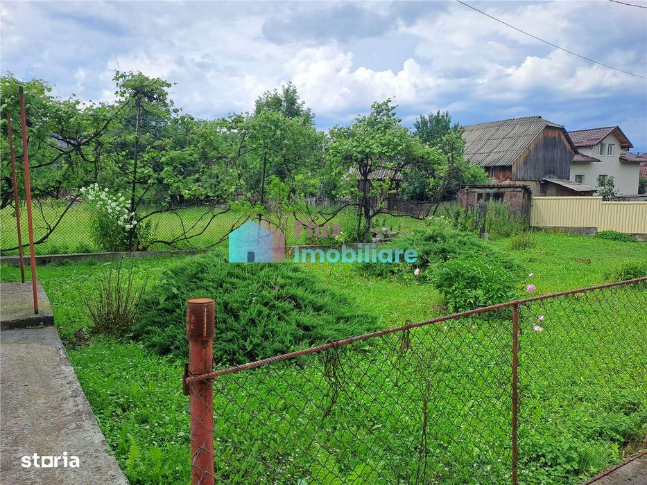 Casa cu teren in Malini
