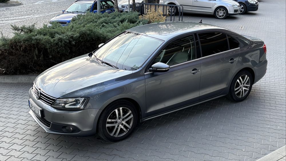 Volkswagen Jetta 2013 - 1.6TDI