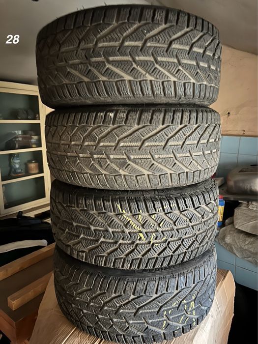 Зимни гуми Tigar 225/40R18