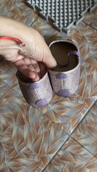 Продам обувь на девочку 31, 32 размеры