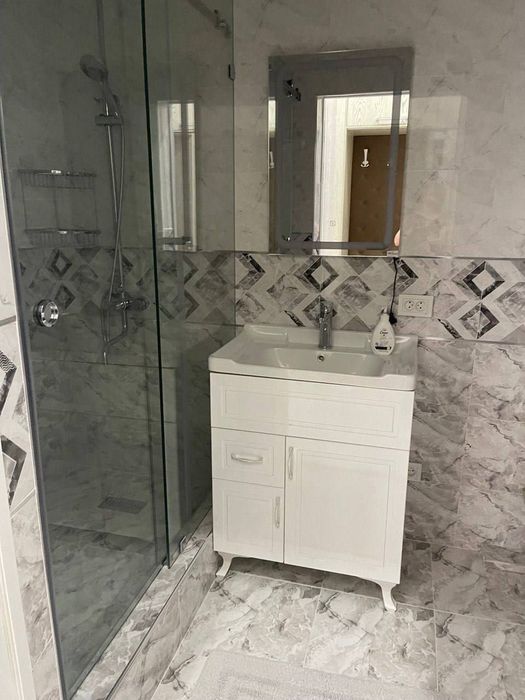 Сдается 2-х комнатная квартира на Яшнабадском районе.