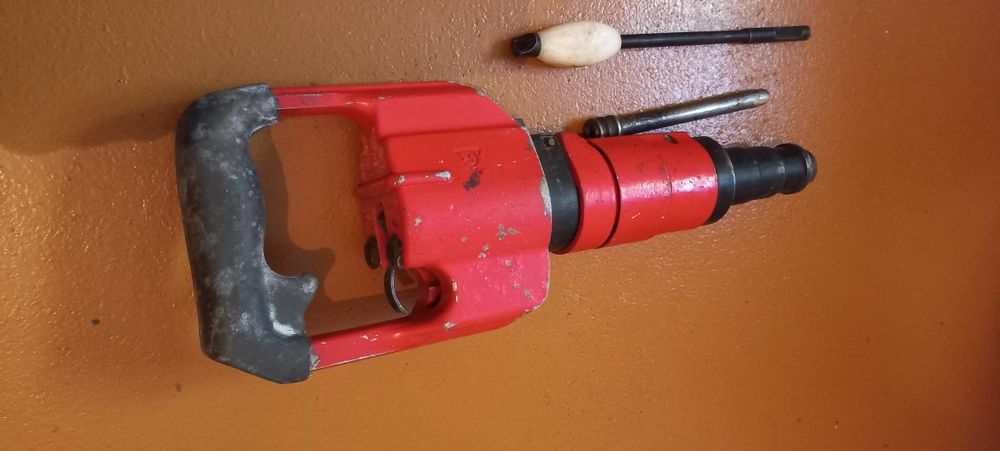 Пистолет строительный