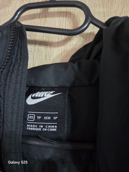 Оригинално яке nike