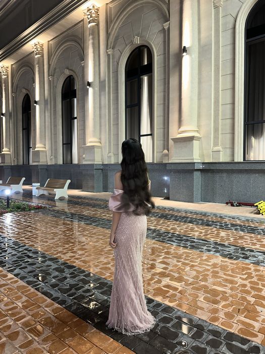 Вечерние платья