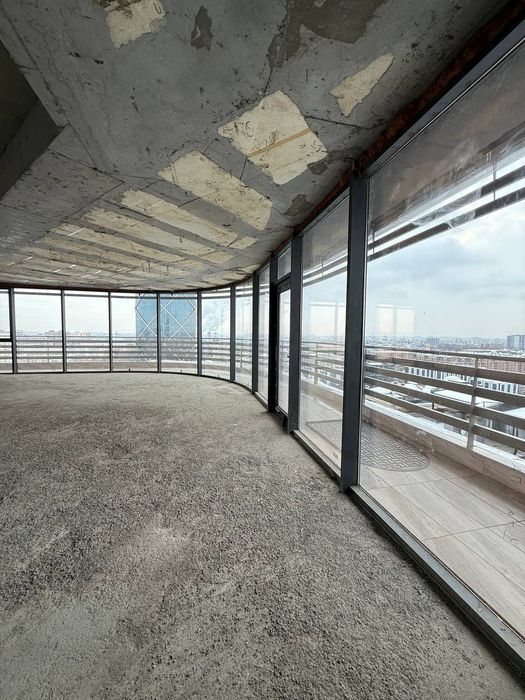 Сдаётся помещение под офис или ресторан в бизнес центре Zarafshon City