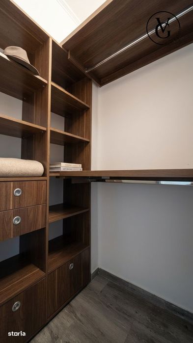 Studio cu vedere catre mare | Gara | Termen lung