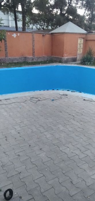 Baner tent ustanovka