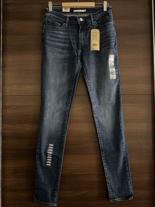 Blugi Levi’s, cu eticheta, diferite modele