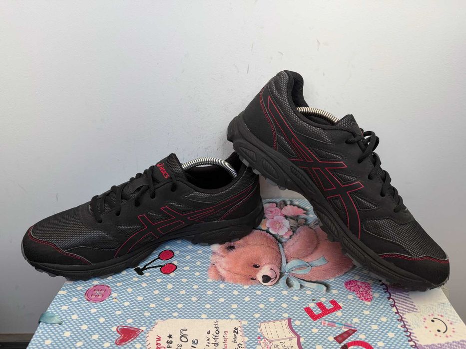 ''Asics Memuro''оригинални маратонки 44 номер