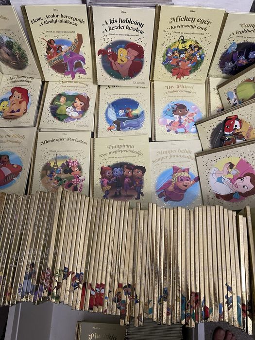 Elado 180 darabos mesekönyvek vadi uj állapotba