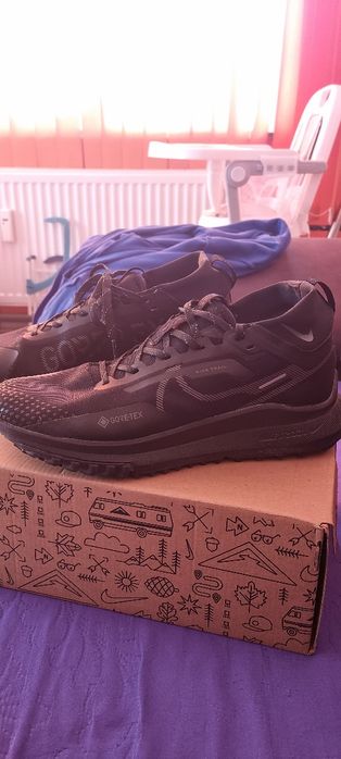 Продавам Nike Core-Tex