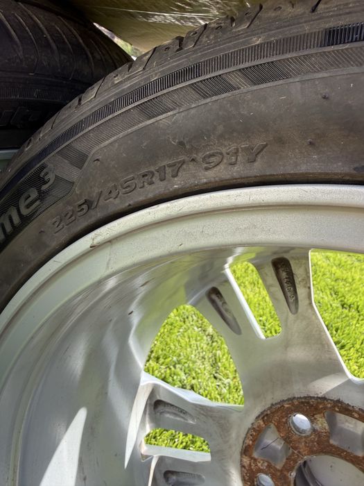 Jante /roti complete Honda ,vara 225/45/17  impecabile