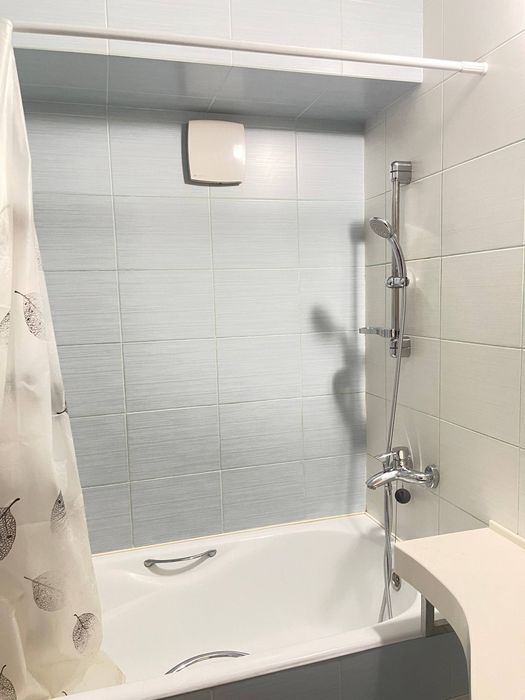 Квартира продается метро  Хамза 1в2/3/4 меб тех балкон 2/6 Чиланзар 5