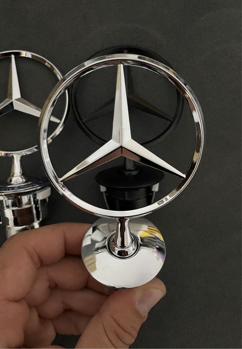 Emblema capota Mercedes argintiu negru mat metal stea 44mm Class C E S