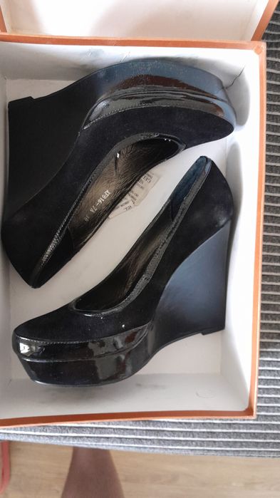 Încălțăminte eleganta