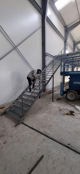 Trepte și grătare galvanizate