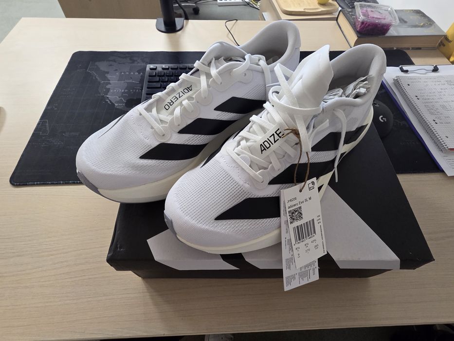 Adizero Evo Sl.42 2/3 Pret fix 440 ron!!!