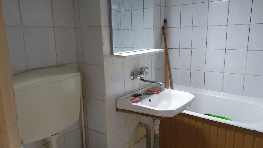 Apartament cu 2 camere  de vanzare in Mun.Onesti