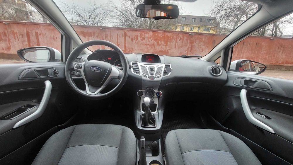 Vand Ford Fiesta 1.4 - 2012