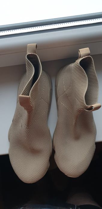 Adidasi/Pantofi cazual Zara Baieti marimea 37