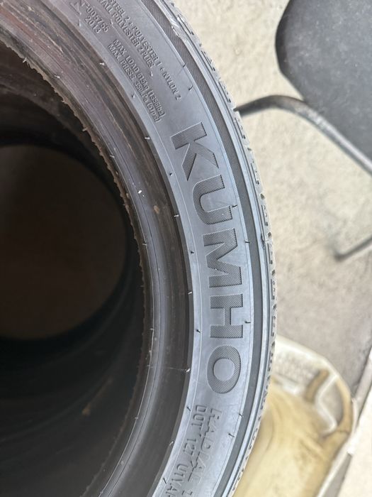 Продам шины новые на 17