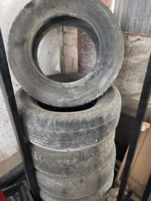 Покрышки 265/65/R17 Б/У