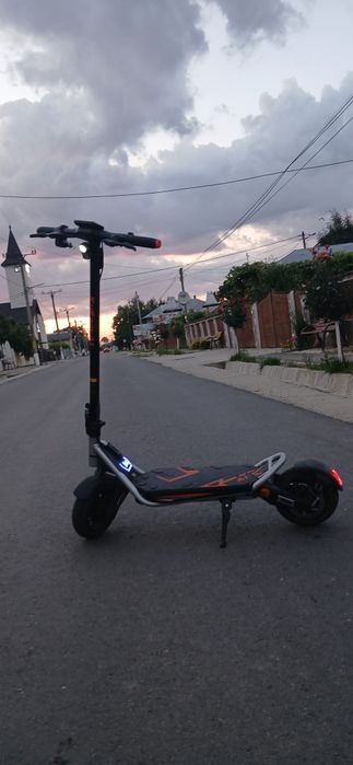 Trotineta Kukirin A1 Nou