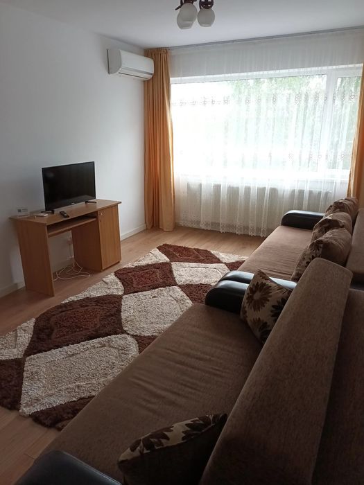 Închiriez apartament 2 camere