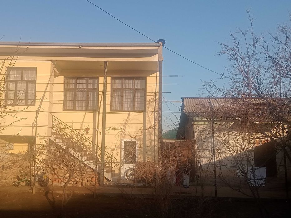 Уй ховли сотилади муйнок 4 проезд