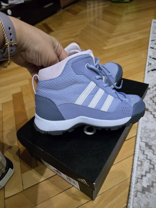 Зимни боти Адидас 30 номер