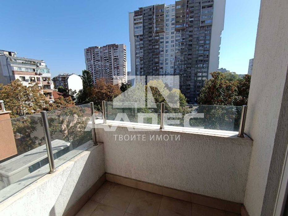 Дава се под наем Двустаен апартамент в София, Зона Б-19 - 66 кв.м за 600 € - Снимка #11