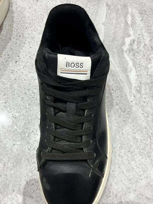 Кроссовка BOSS для школа