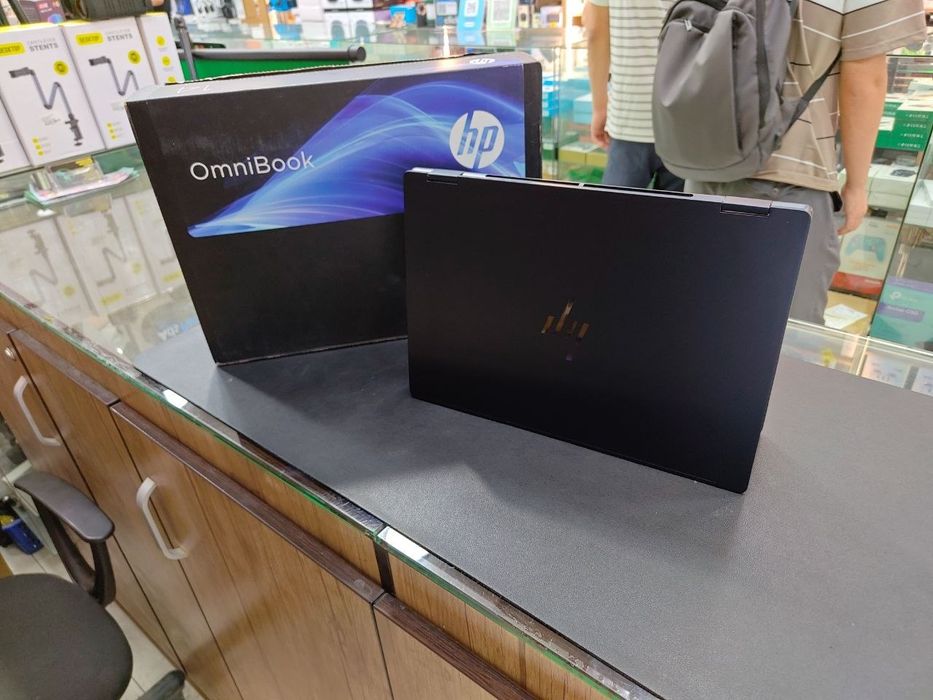HP OmniBook X Flip Laptop Next Gen AI (14-fm0023dx)