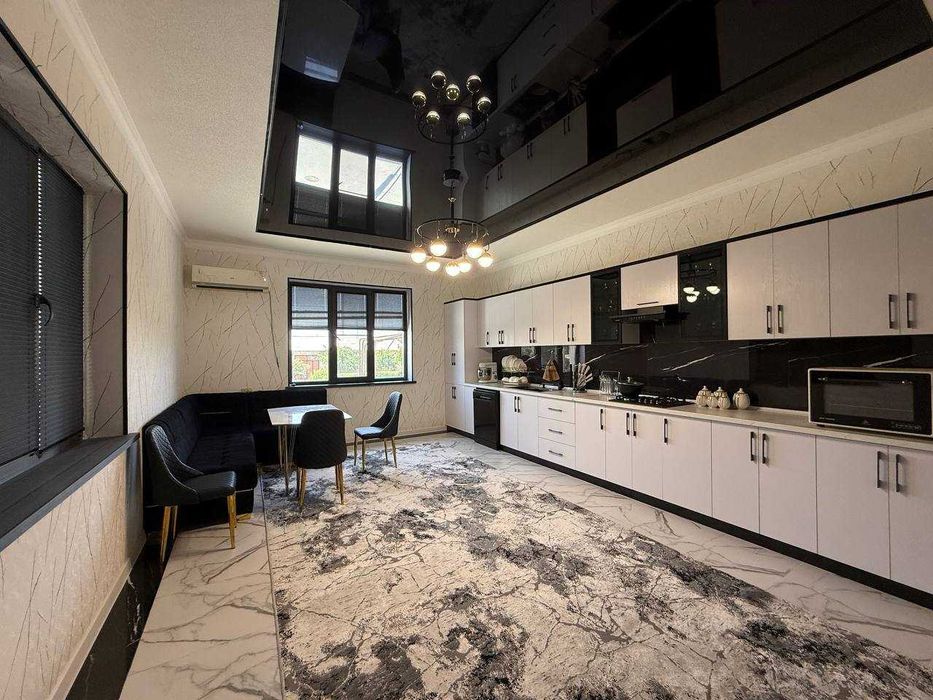 TAYYOR 3 SOTIQ hovli sotiladi