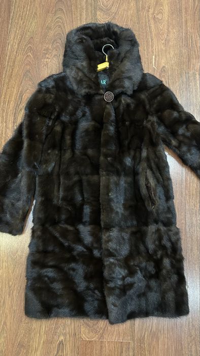 Продам норкувую шубу